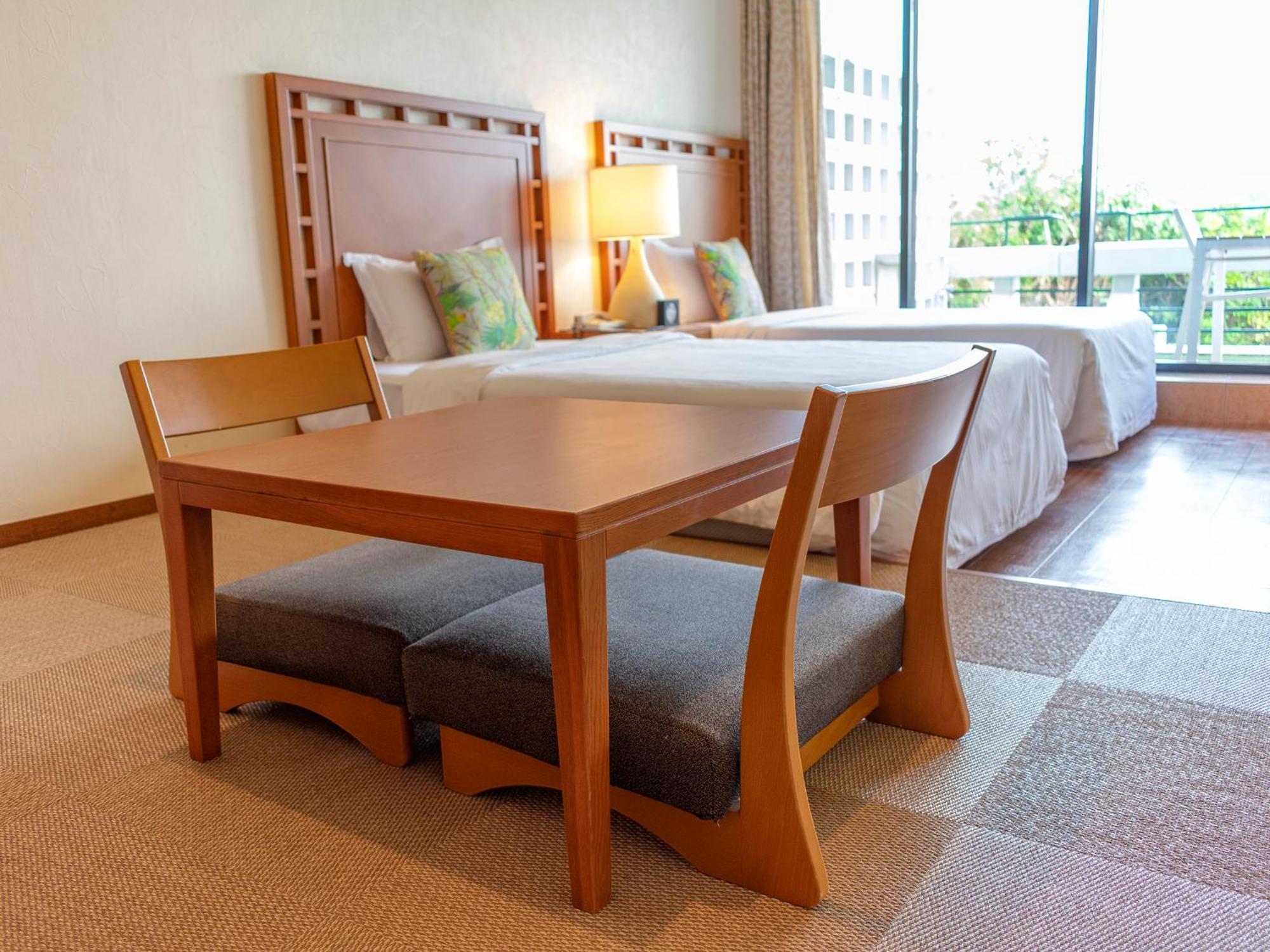 The Moon Beach Museum Resort Onna Room photo